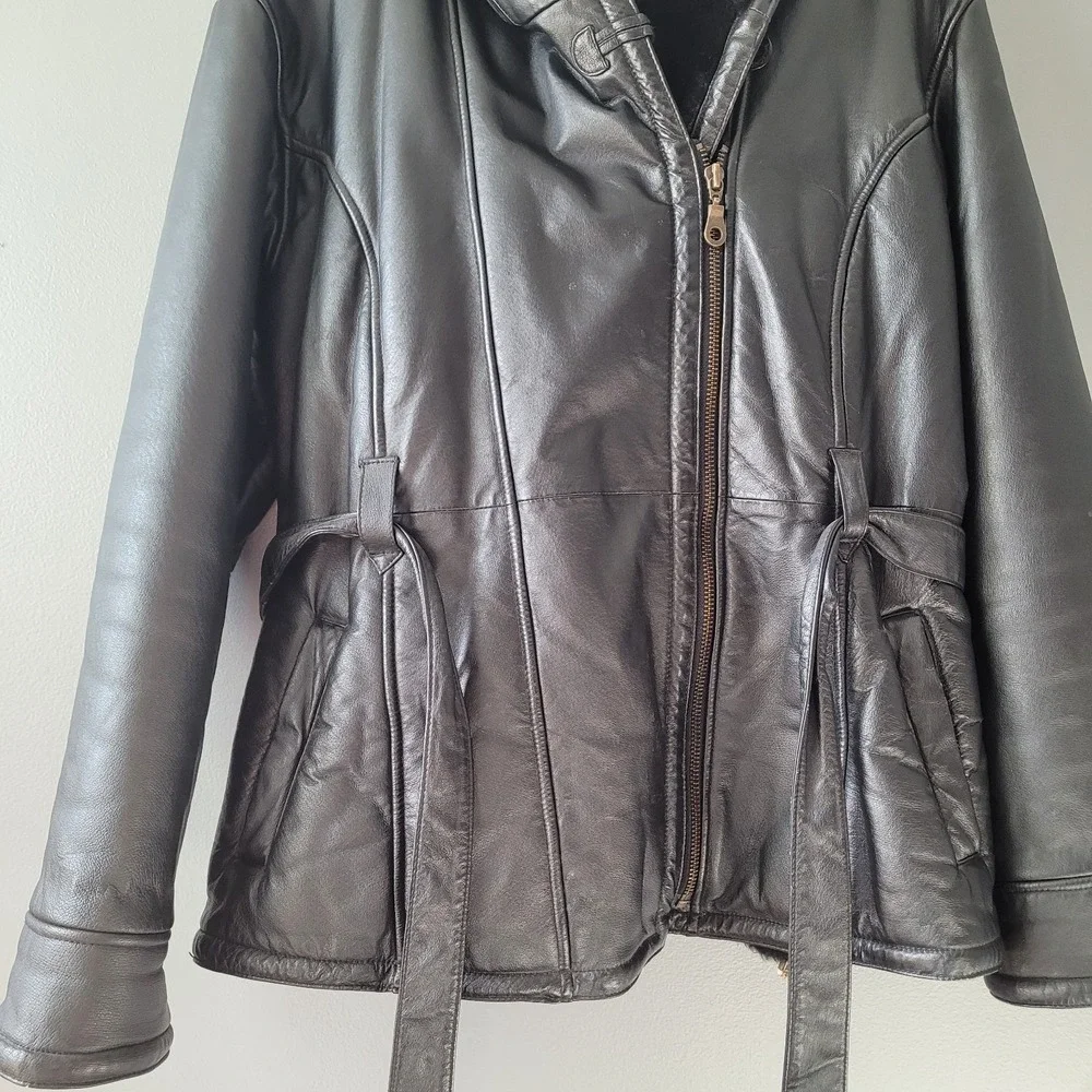 Wilsons Leather Women's Black Tie Waist Zipper Leather Faux Fur Coat Sz L W/Hood - Picture 6 of 14